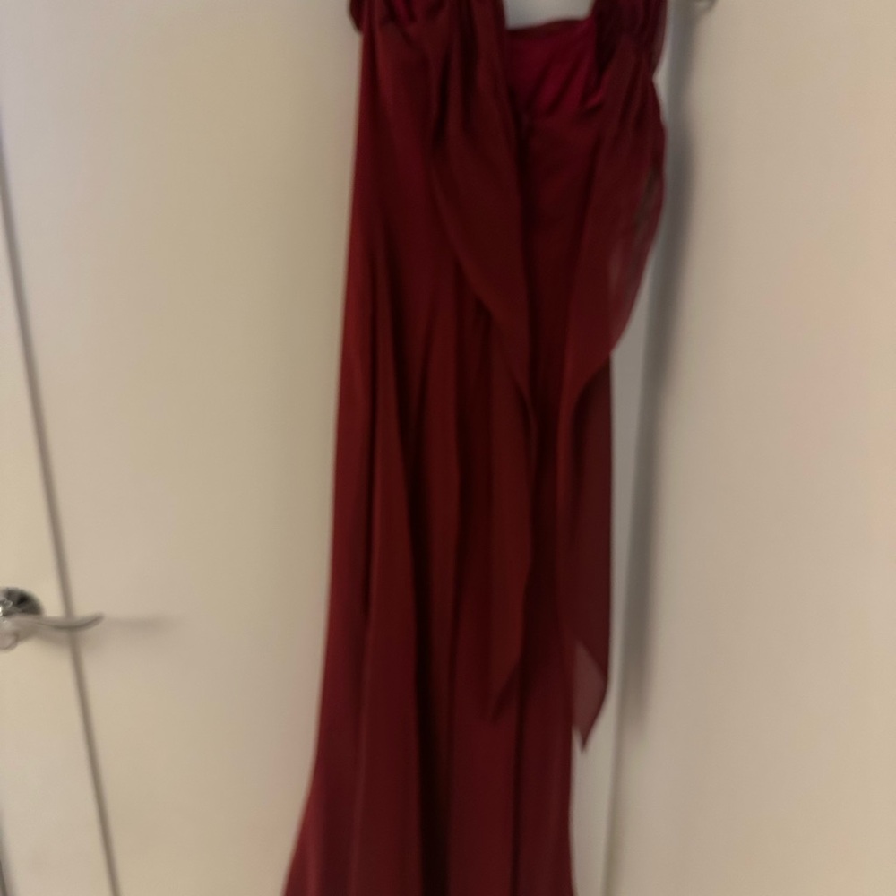 Elegant Burgundy Evening Gown